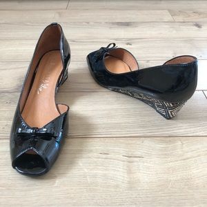 Women’s Hispanitas Color Black Bow open toe wedge shoes size 40
